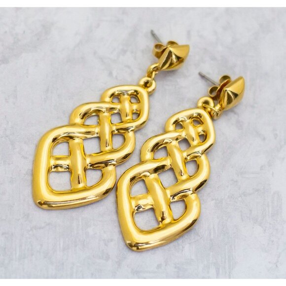 Vintage Dangle Crisscross Gold Tone  Patterned Earrings by Avon - C8 - Picture 1 of 2